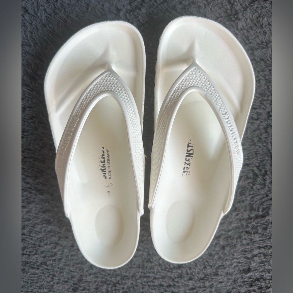Birkenstock white sandals, size 36 (5-5.5) - Picture 2 of 8